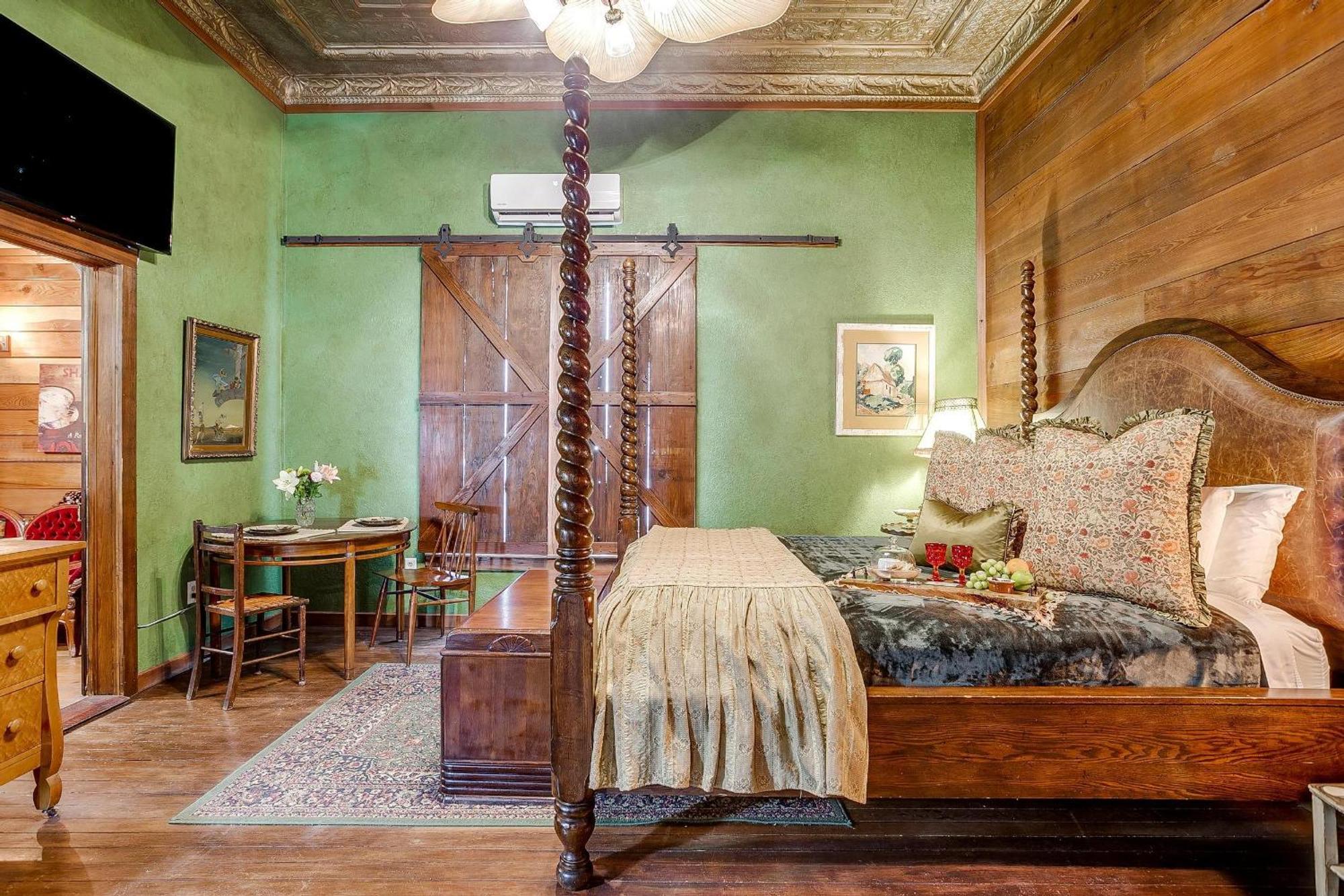 The Gallery House Boutique Hotel スティーブンビル エクステリア 写真
