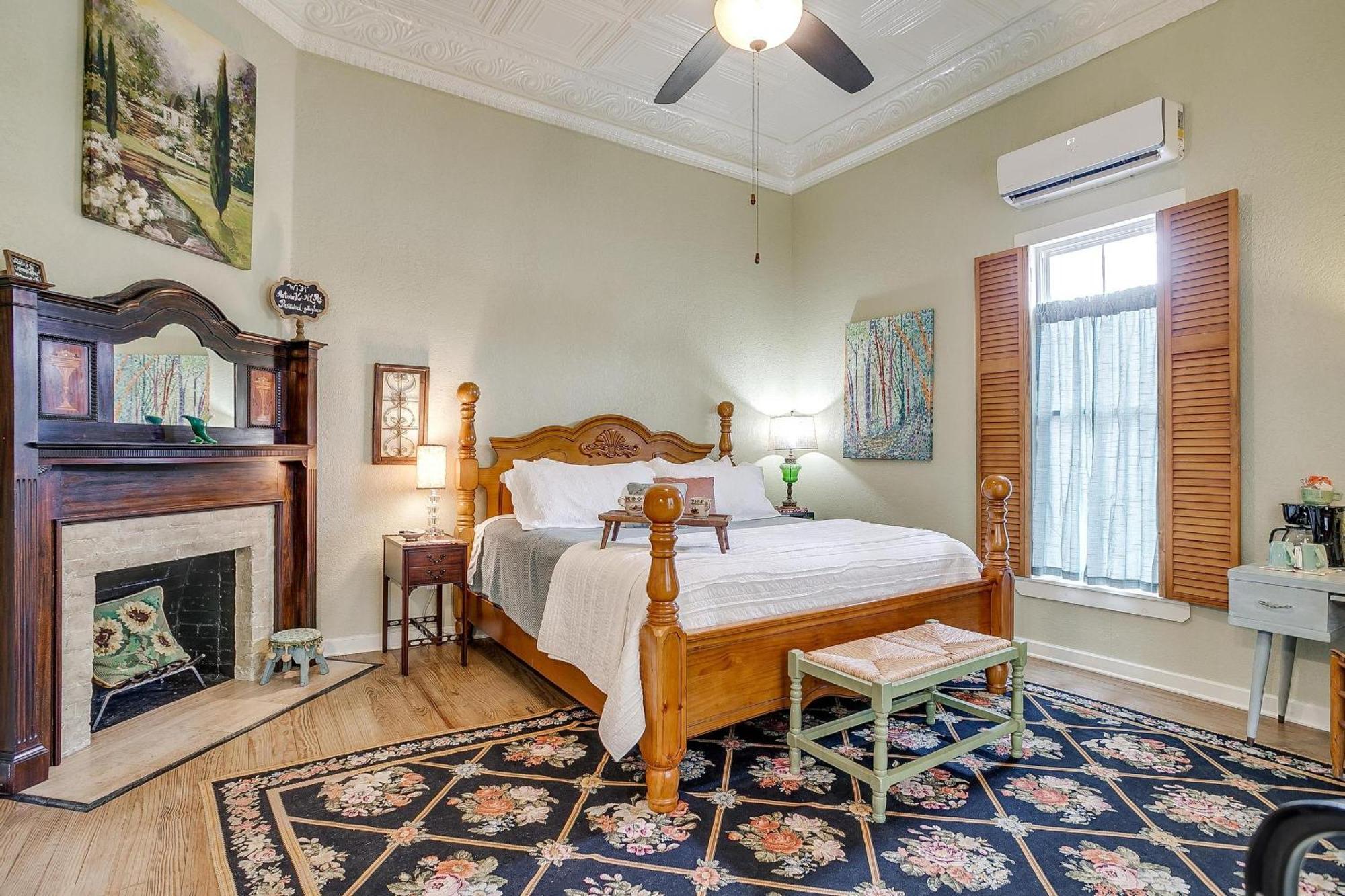 The Gallery House Boutique Hotel スティーブンビル エクステリア 写真