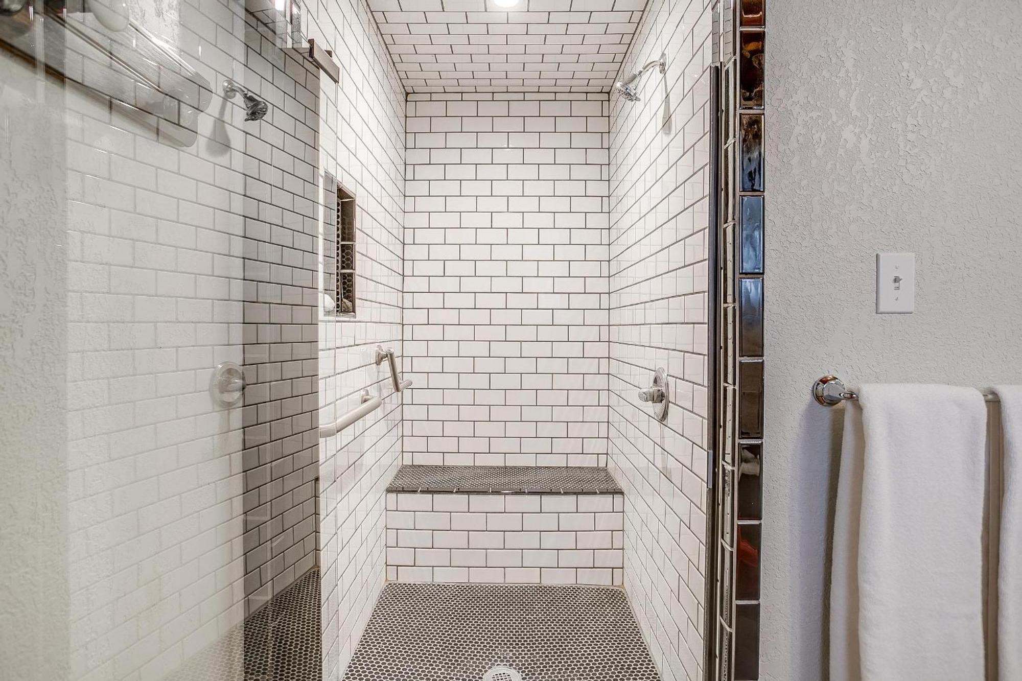 The Gallery House Boutique Hotel スティーブンビル エクステリア 写真